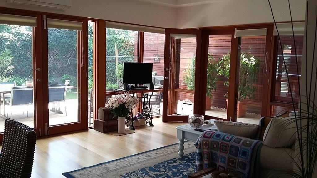 Family room Extension to  Red Brick and stone Cottage Kent Town SA: Adelaide Residential Architect Grant Lucas